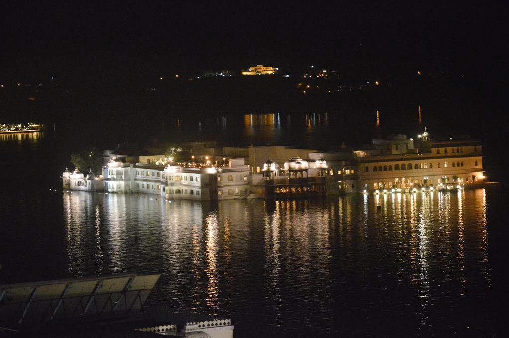 Devi Vilas Guest House Udaipur Eksteriør billede